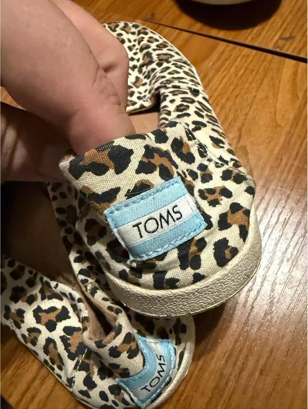 TOMS Leopard Print Slip-On Shoes Size 8